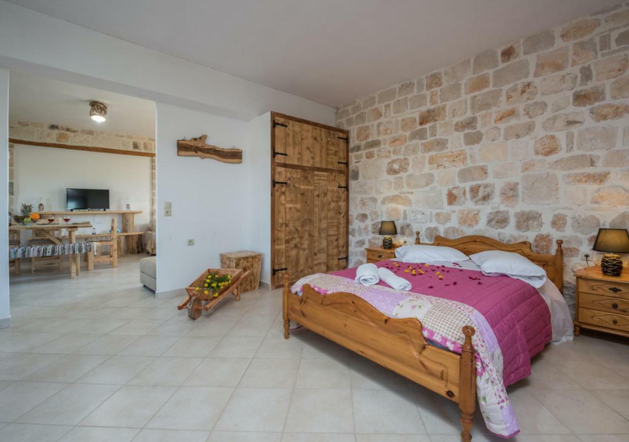 Villa Windmill Near Shipwreck Beach Volímai Екстериор снимка