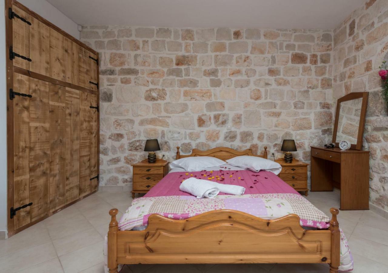 Villa Windmill Near Shipwreck Beach Volímai Екстериор снимка