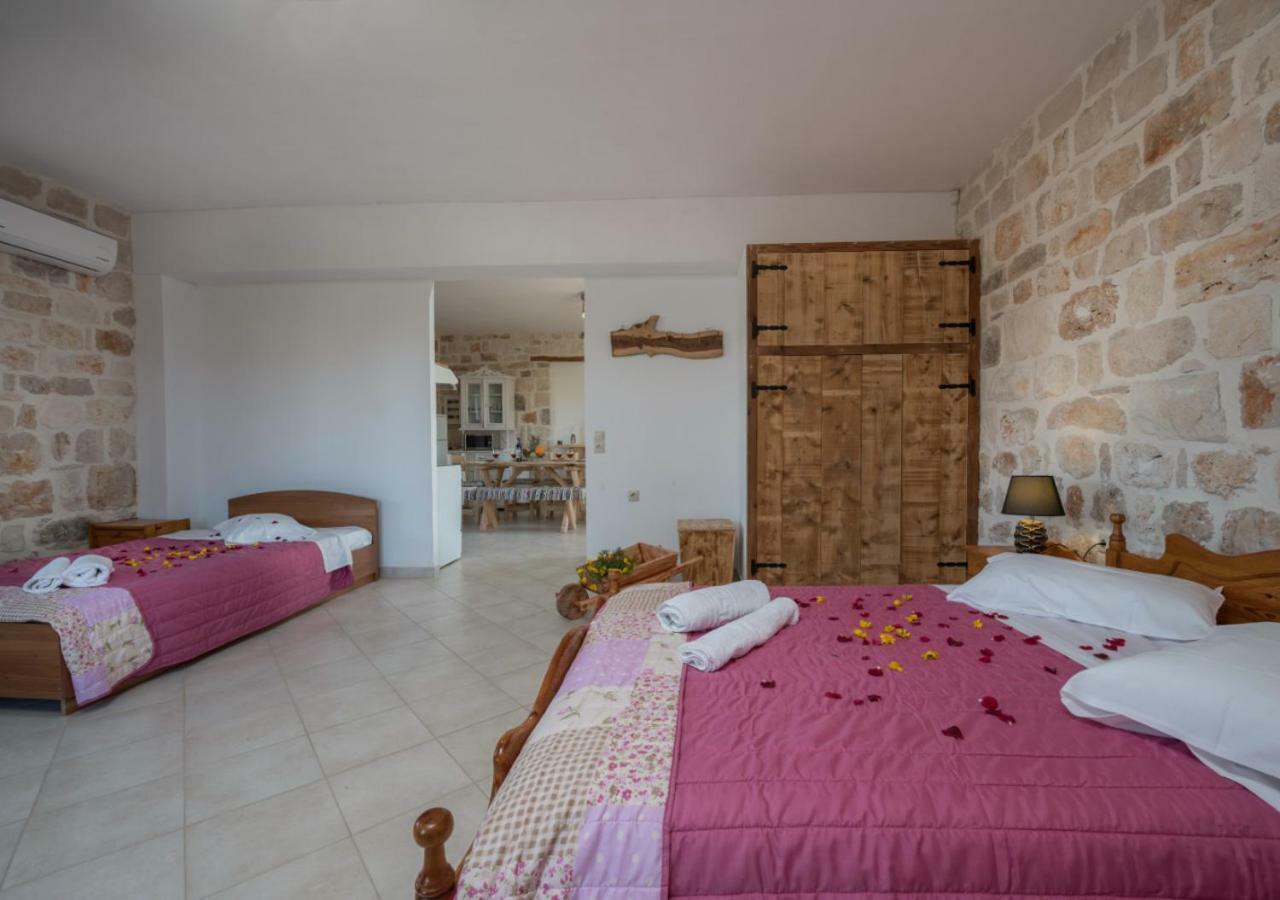 Villa Windmill Near Shipwreck Beach Volímai Екстериор снимка